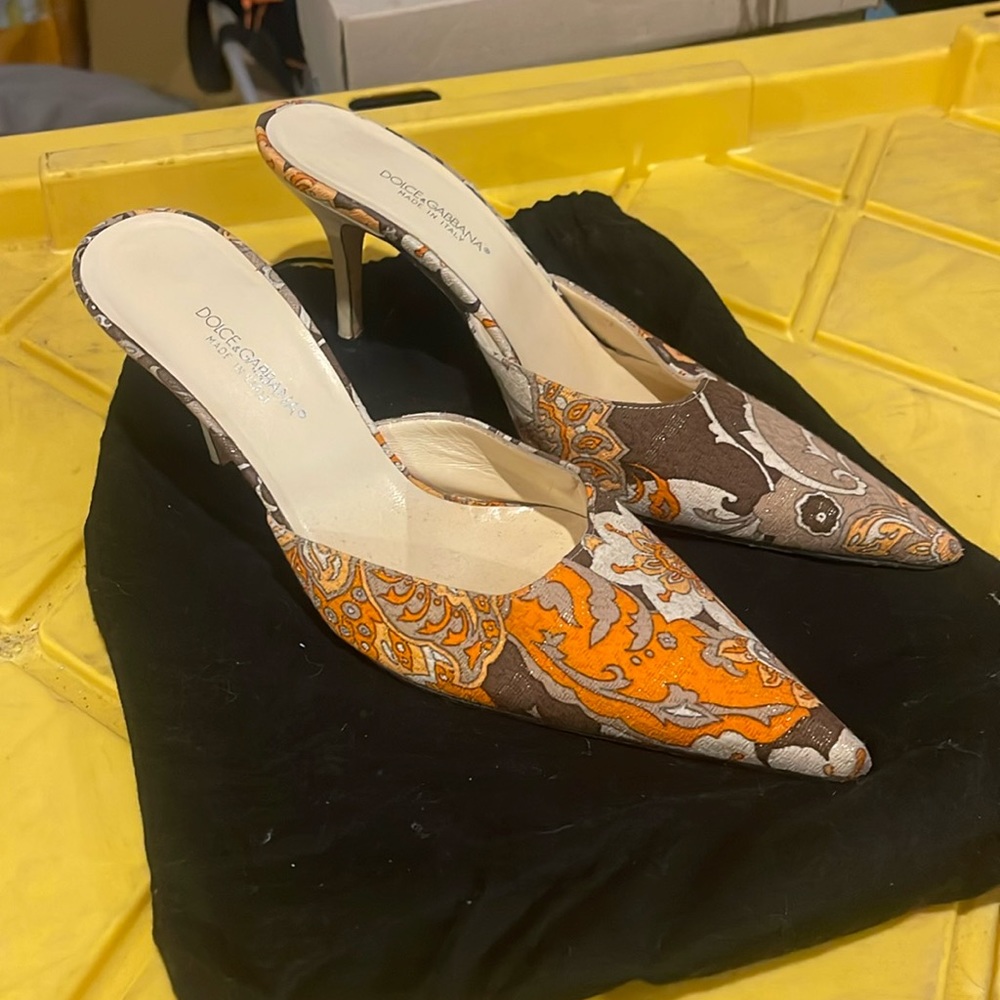 Dolce and Gabbana kitten heels